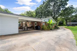 4611 Bridle Path, Winston-Salem, NC 27103 - Photo 29