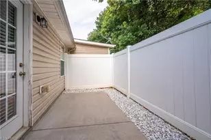 3273 Hyde Pl Cir, Winston-Salem, NC 27103 - Photo 33