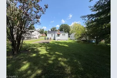 815 Rockett Street, Greensboro, NC 27406 - Photo 19
