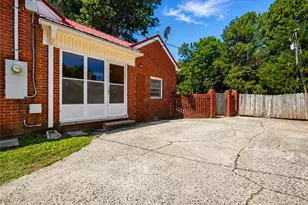 306 Oakgrove Dr, Graham, NC 27253 - Photo 25