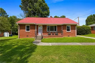 306 Oakgrove Dr, Graham, NC 27253 - Photo 1