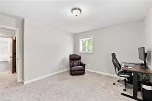 2405 Hillford Dr, Burlington, NC 27217 - Photo 37