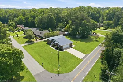 2405 Hillford Drive, Burlington, NC 27217 - Photo 7