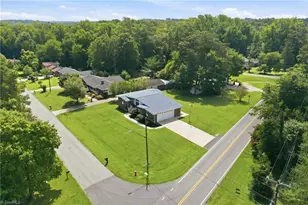 2405 Hillford Dr, Burlington, NC 27217 - Photo 7