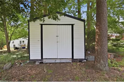 2405 Hillford Drive, Burlington, NC 27217 - Photo 15