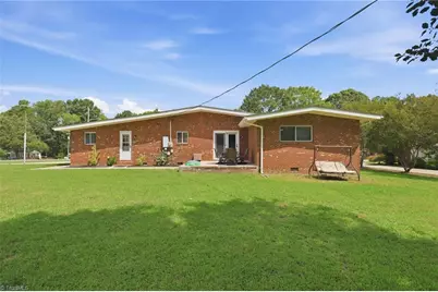 2405 Hillford Drive, Burlington, NC 27217 - Photo 13