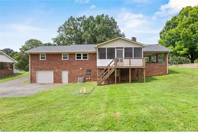 229 Farmbrooke Lane, Winston-Salem, NC 27127 - Photo 5