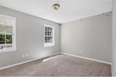 8 Hinkle Street, Thomasville, NC 27360 - Photo 11