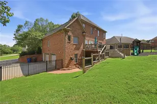 4701 Pebble Lake Dr, Pfafftown, NC 27040 - Photo 35