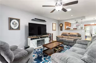 2435 Moran St, Burlington, NC 27215 - Photo 9