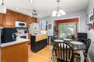 2435 Moran St, Burlington, NC 27215 - Photo 11