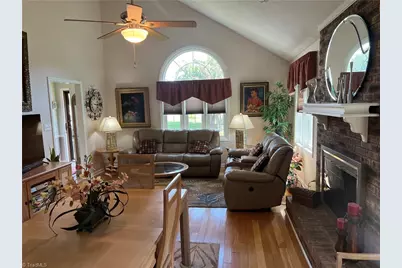 206 Maplewood Court, Trinity, NC 27370 - Photo 19