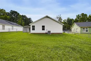 518 Mystic Dr, Greensboro, NC 27406 - Photo 35