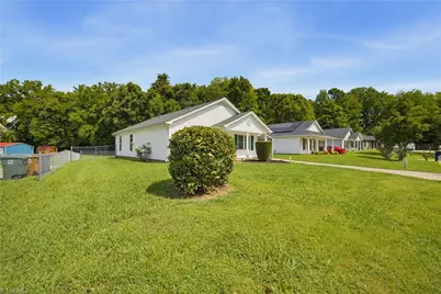 518 Mystic Drive, Greensboro, NC 27406 - Photo 33