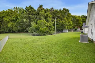 518 Mystic Dr, Greensboro, NC 27406 - Photo 29