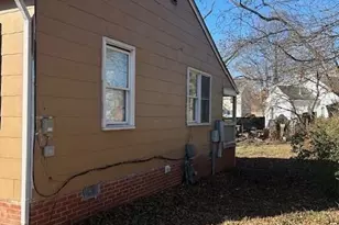 1004 Adams St, High Point, NC 27262 - Photo 3