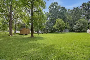 212 Westdale Dr, High Point, NC 27265 - Photo 7