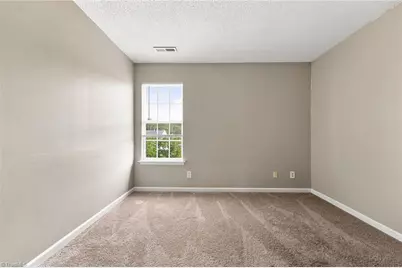 1018 Highstone Drive, Greensboro, NC 27406 - Photo 25