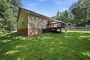 314 Conrad Cir, Thomasville, NC 27360 - Photo 39