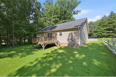 314 Conrad Circle, Thomasville, NC 27360 - Photo 5