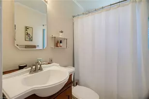 211 E Avondale Dr, Greensboro, NC 27403 - Photo 37
