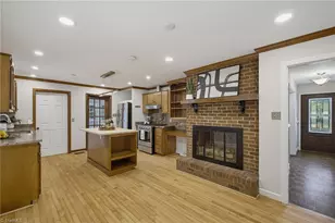 1002 Surry Dr, Greensboro, NC 27408 - Photo 5