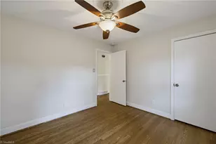 1002 Surry Dr, Greensboro, NC 27408 - Photo 25