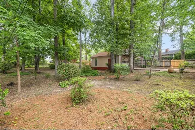 1002 Surry Drive, Greensboro, NC 27408 - Photo 31