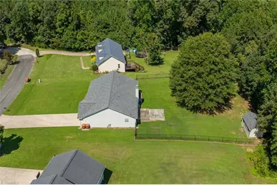 194 Briarcreek Drive, Winston-Salem, NC 27107 - Photo 39