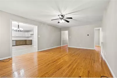 194 Briarcreek Drive, Winston-Salem, NC 27107 - Photo 9