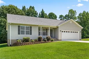 194 Briarcreek Dr, Winston-Salem, NC 27107 - Photo 3