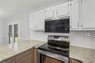 194 Briarcreek Dr, Winston-Salem, NC 27107 - Photo 15