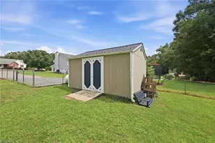 264 Reedy Creek Ct, Lexington, NC 27295 - Photo 29