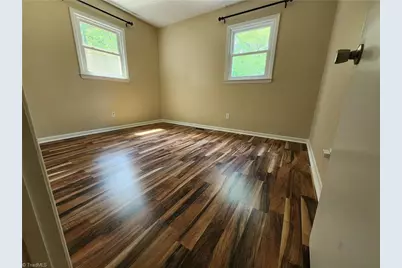 1801 Glenside Drive, Greensboro, NC 27405 - Photo 11