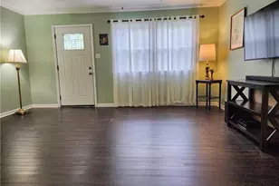 1801 Glenside Dr, Greensboro, NC 27405 - Photo 3