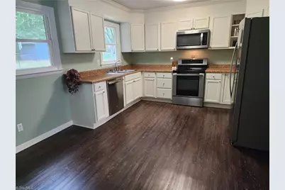 1801 Glenside Drive, Greensboro, NC 27405 - Photo 5