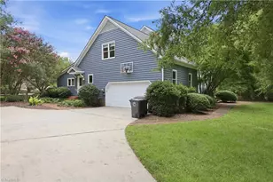 2403 Goldfield Ct, Greensboro, NC 27455 - Photo 5