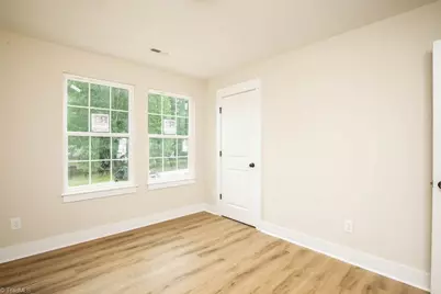 212 Koontz Avenue, Thomasville, NC 27360 - Photo 13
