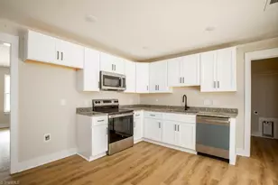 214 Koontz Ave, Thomasville, NC 27360 - Photo 5
