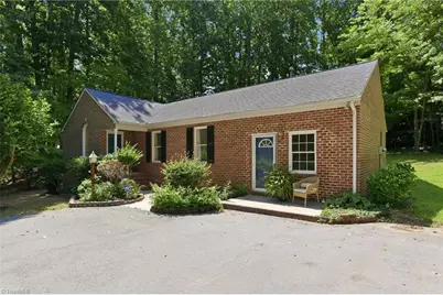 804 Salem Court, Asheboro, NC 27205 - Photo 3