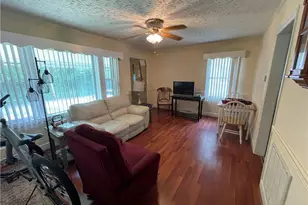 105 Spruce St, Lexington, NC 27292 - Photo 3