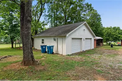 1124 Peabody Road, Colfax, NC 27235 - Photo 27