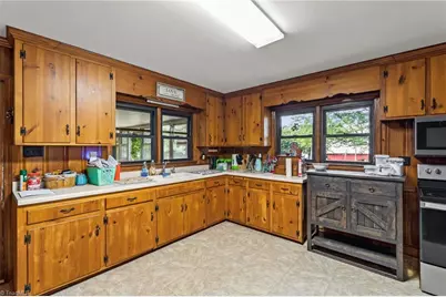 1124 Peabody Road, Colfax, NC 27235 - Photo 9
