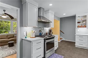 2704 Hill-N-Dale Dr, Greensboro, NC 27408 - Photo 15