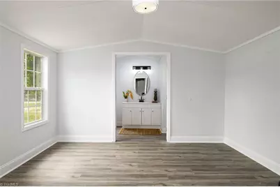 262 Glendale Avenue, Thomasville, NC 27360 - Photo 11