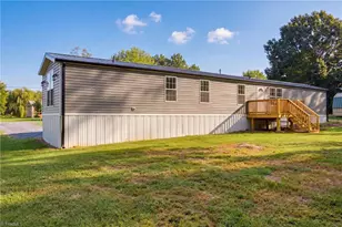 262 Glendale Ave, Thomasville, NC 27360 - Photo 23