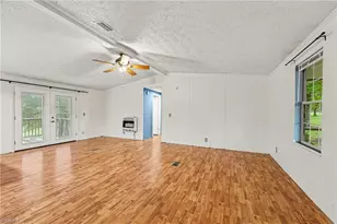 252 Ponderosa Rd, Stoneville, NC 27048 - Photo 9