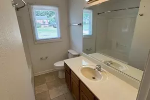 558 Kinard Dr, Winston-Salem, NC 27101 - Photo 13