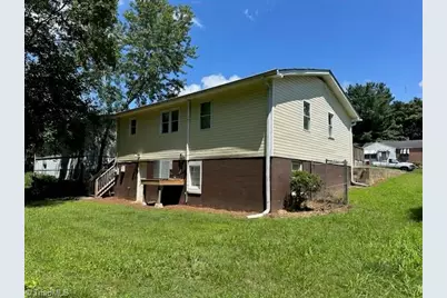 558 Kinard Drive, Winston-Salem, NC 27101 - Photo 3