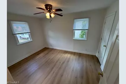 558 Kinard Drive, Winston-Salem, NC 27101 - Photo 15